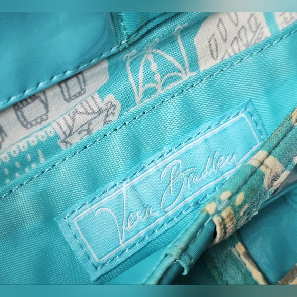 Rare Vera Bradley Quilted Fabric Patent Leather Wallet Tiffany Blue Turquoise - Picture 10 of 10